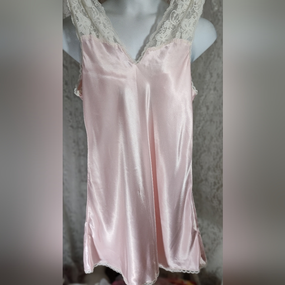 Val Mode Sexy Pink Satin & Lace Trim Nightgown - Picture 3 of 4